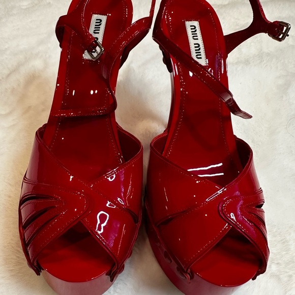 Miu Miu Glossy Red Heeled Sandals brand new - Picture 2 of 5